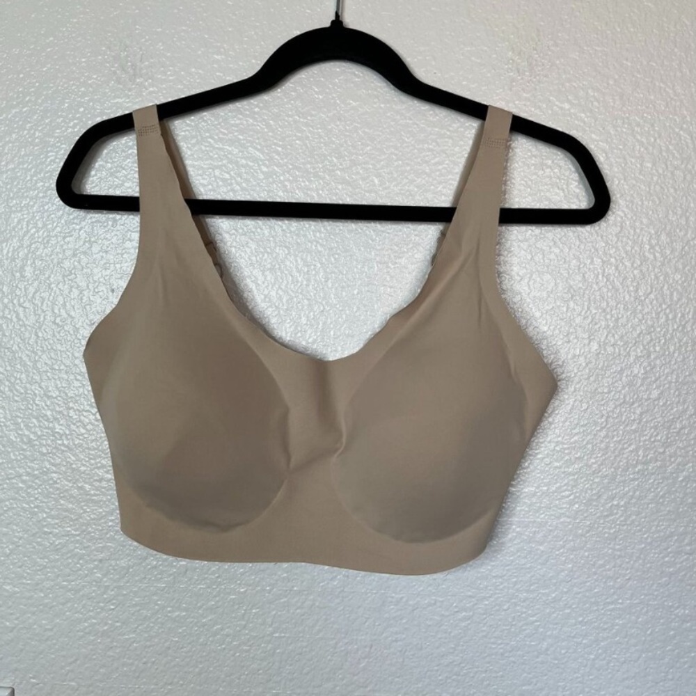 Maurices Seamless Wireless Beige Bra Size 1X Bralette